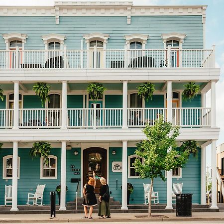 The Grove Hotel Kingsville Bagian luar foto