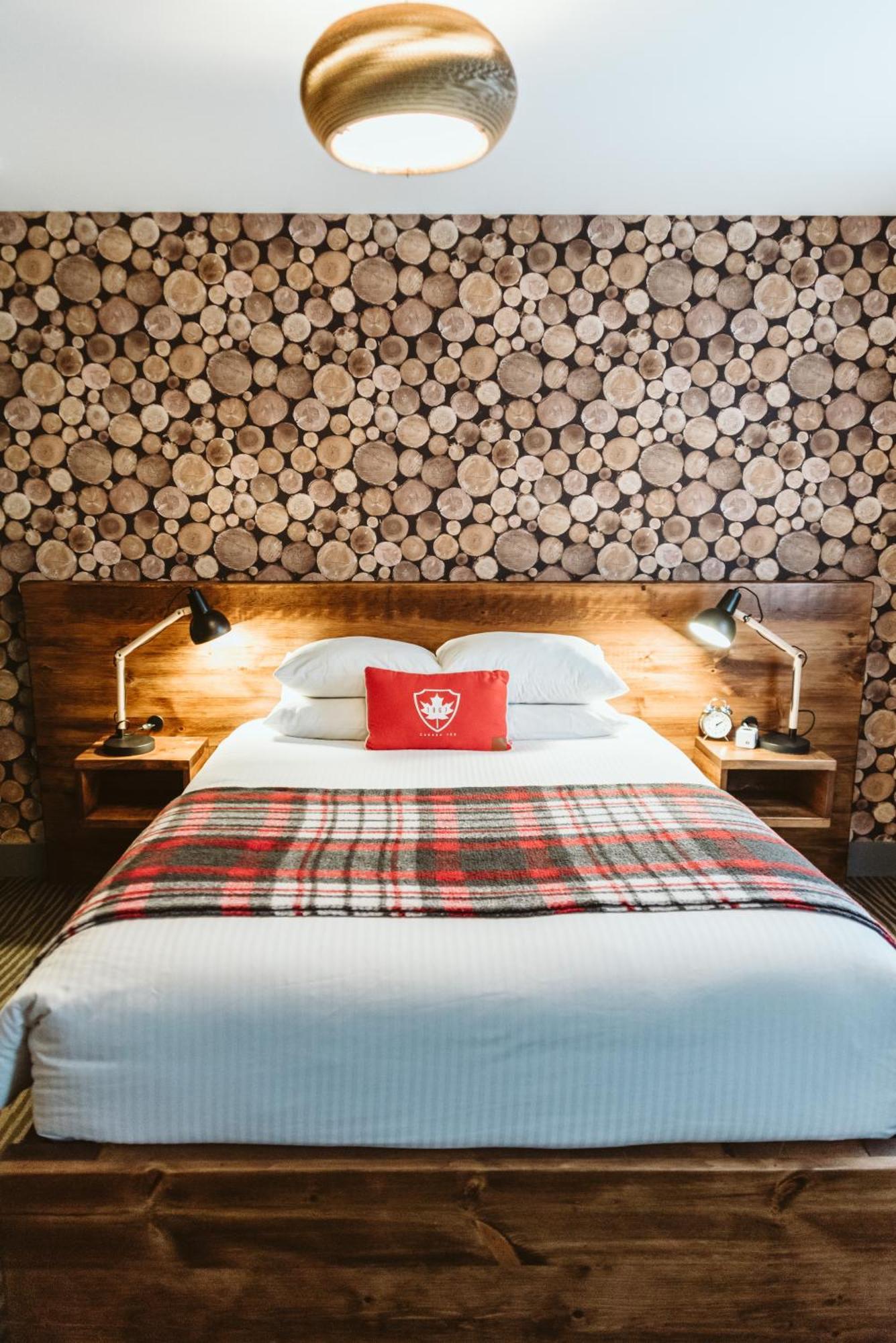 The Grove Hotel Kingsville Bagian luar foto