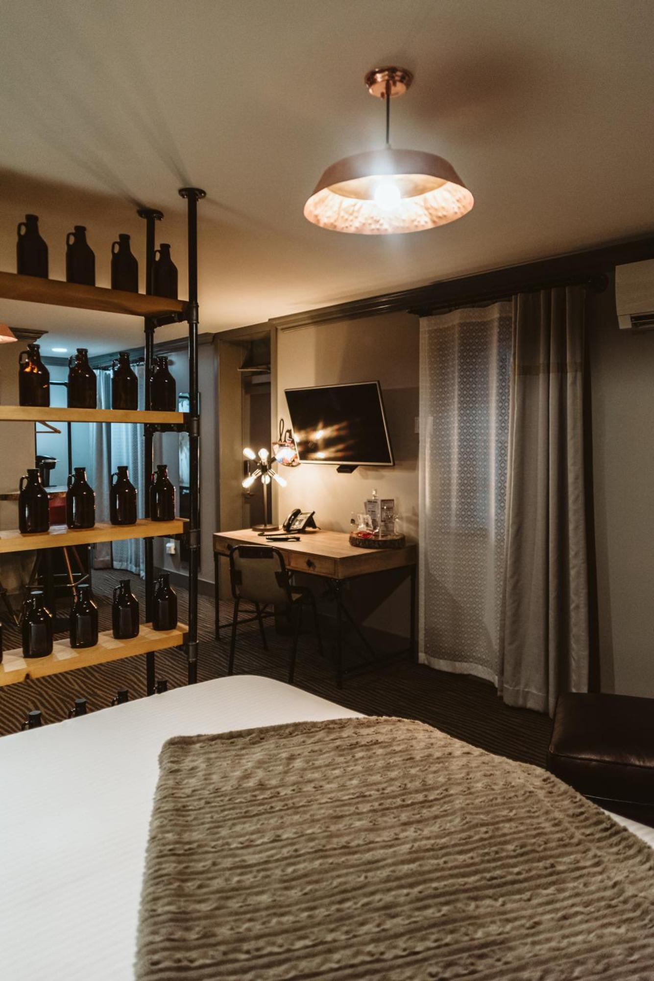 The Grove Hotel Kingsville Bagian luar foto